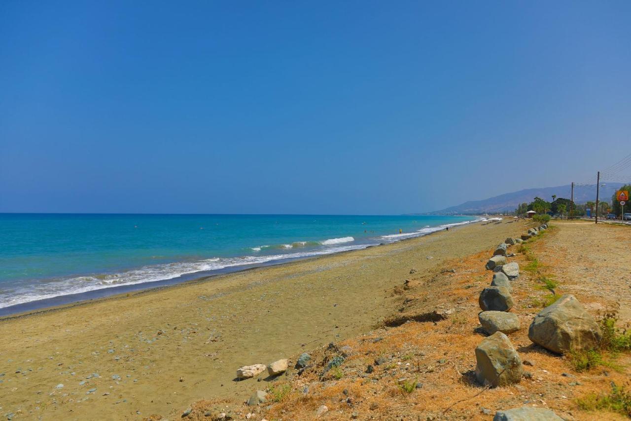Villa Majestic Agia Marina  Dış mekan fotoğraf